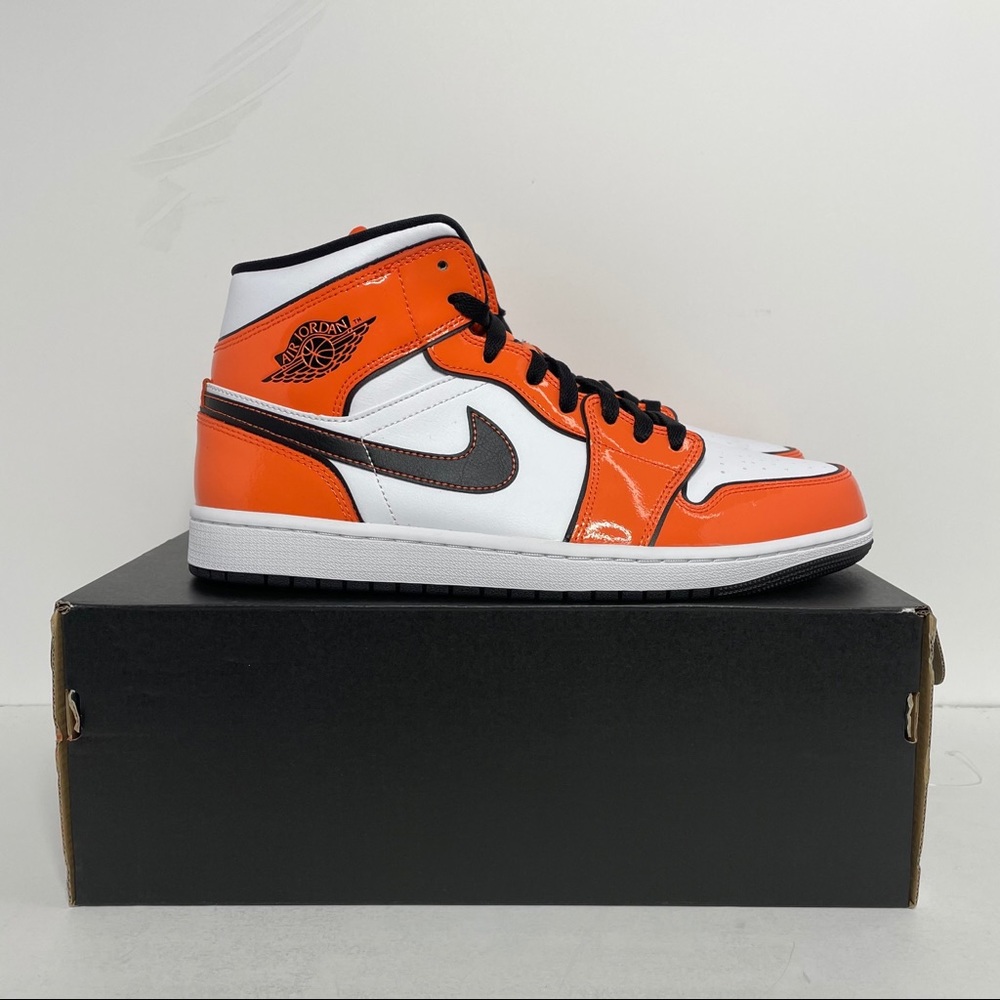 Nike Air Jordan 1 Retro Mid SE Turf Orange NEW - Picture 3 of 7